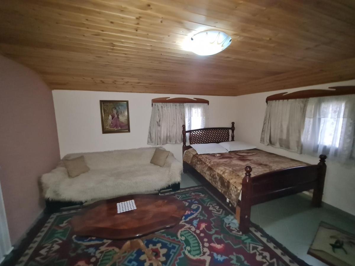 Sofra Kolonjare Agroturizem Hotel Erseke Exterior foto