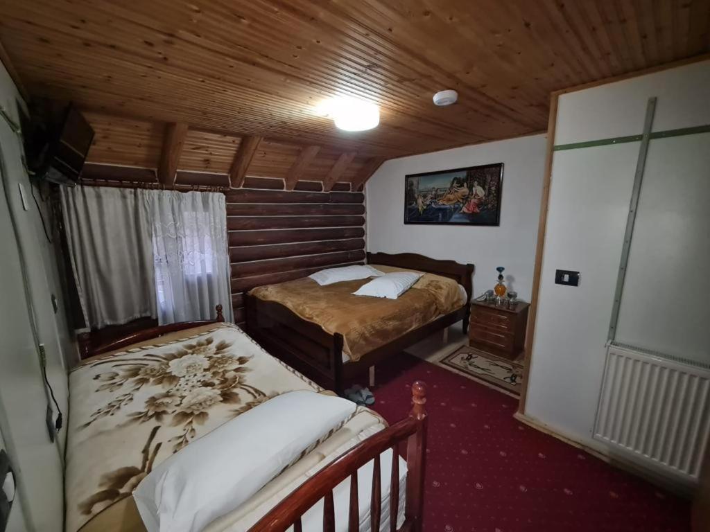 Sofra Kolonjare Agroturizem Hotel Erseke Exterior foto
