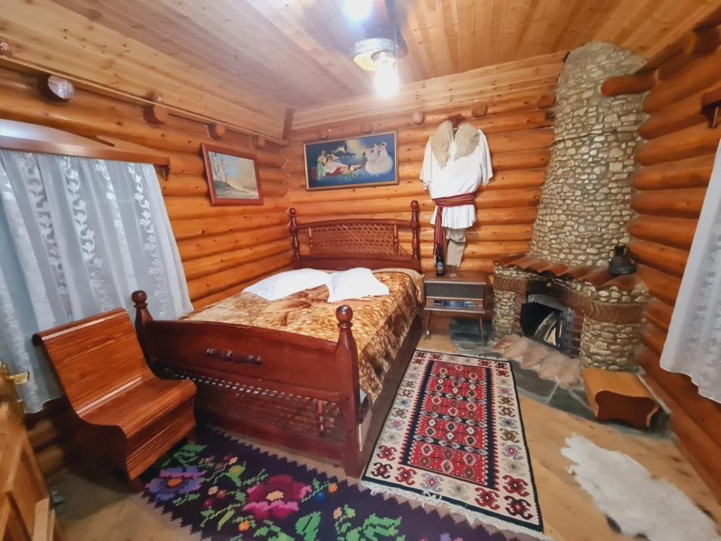 Sofra Kolonjare Agroturizem Hotel Erseke Exterior foto